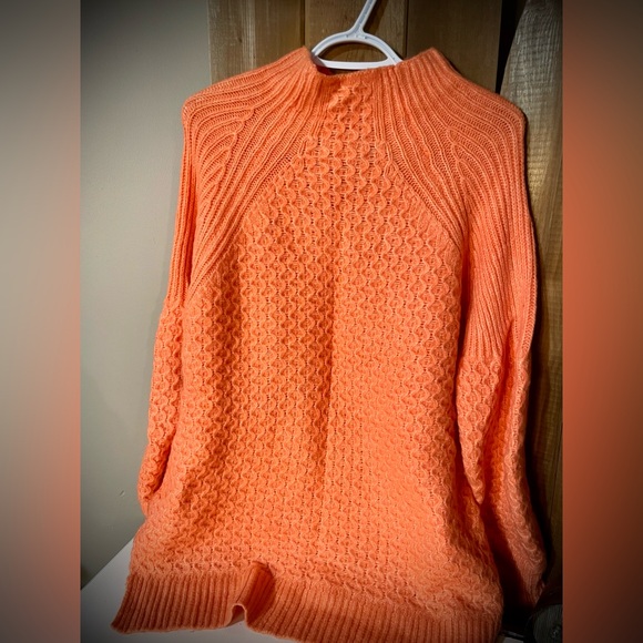 Women's Knit Sweater - Picture 2 of 3